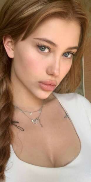 Dubai Escorts - Nelly
